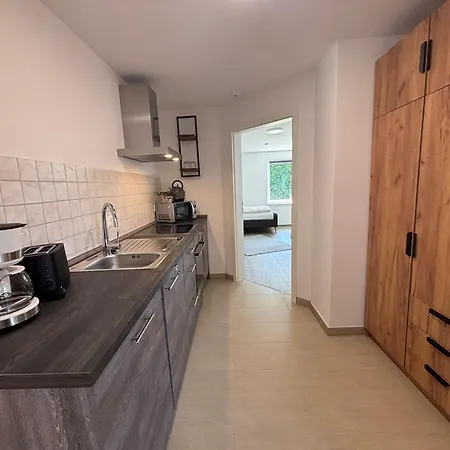 Apartman 5 Einzelne Monteurswohnungen Jeweils Fuer 1 Bis 2 Personen Geeignet *