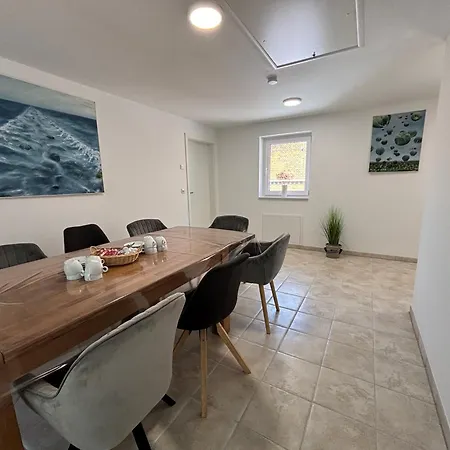 5 Einzelne Monteurswohnungen Jeweils Fuer 1 Bis 2 Personen Geeignet Wesselburen