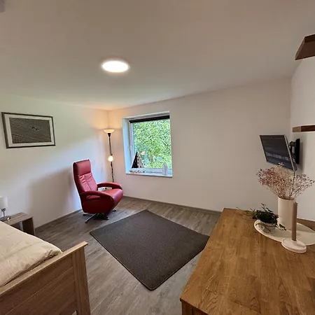 Apartman 5 Einzelne Monteurswohnungen Jeweils Fuer 1 Bis 2 Personen Geeignet